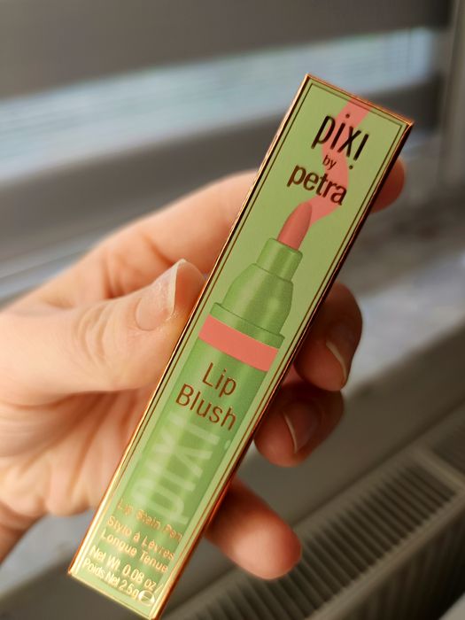 Lip blush pisak pomadka do ust szminka pixi