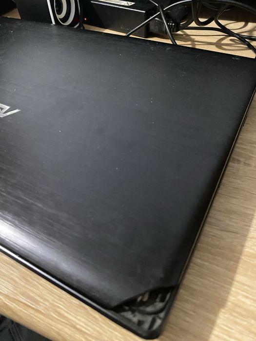 Продається ноотбук Asus