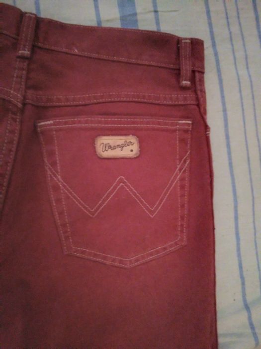 Джинси Wrangler бордового кольору оригінал (Велика Британія).