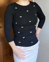 Czarna bluzka Mohito z aplikacją/kokardkami