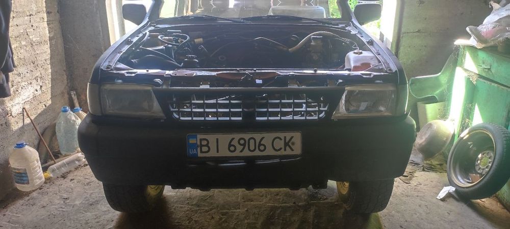 Опель Фронтера (на разборку або заміна/ремонт двигуна)