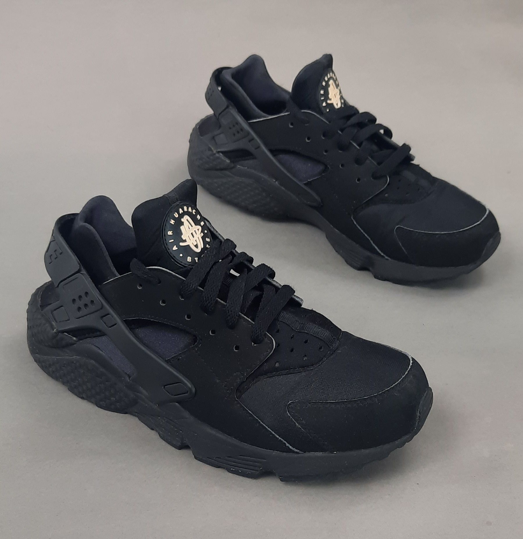 Nike Air Huarache 42 27cm buty sportowe