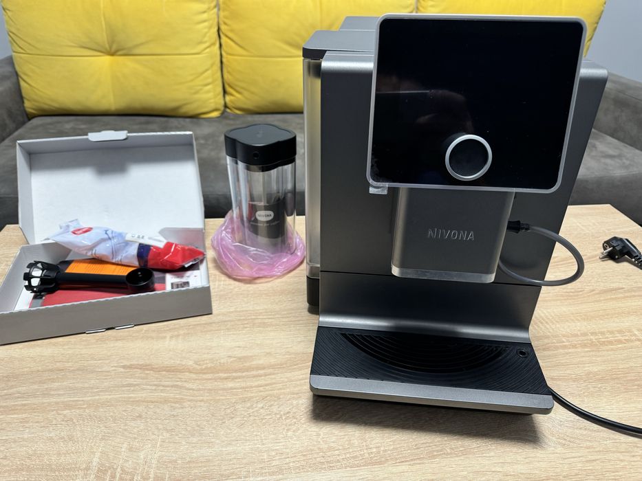 Кавомашина автоматична Nivona CafeRomatica NICR 960