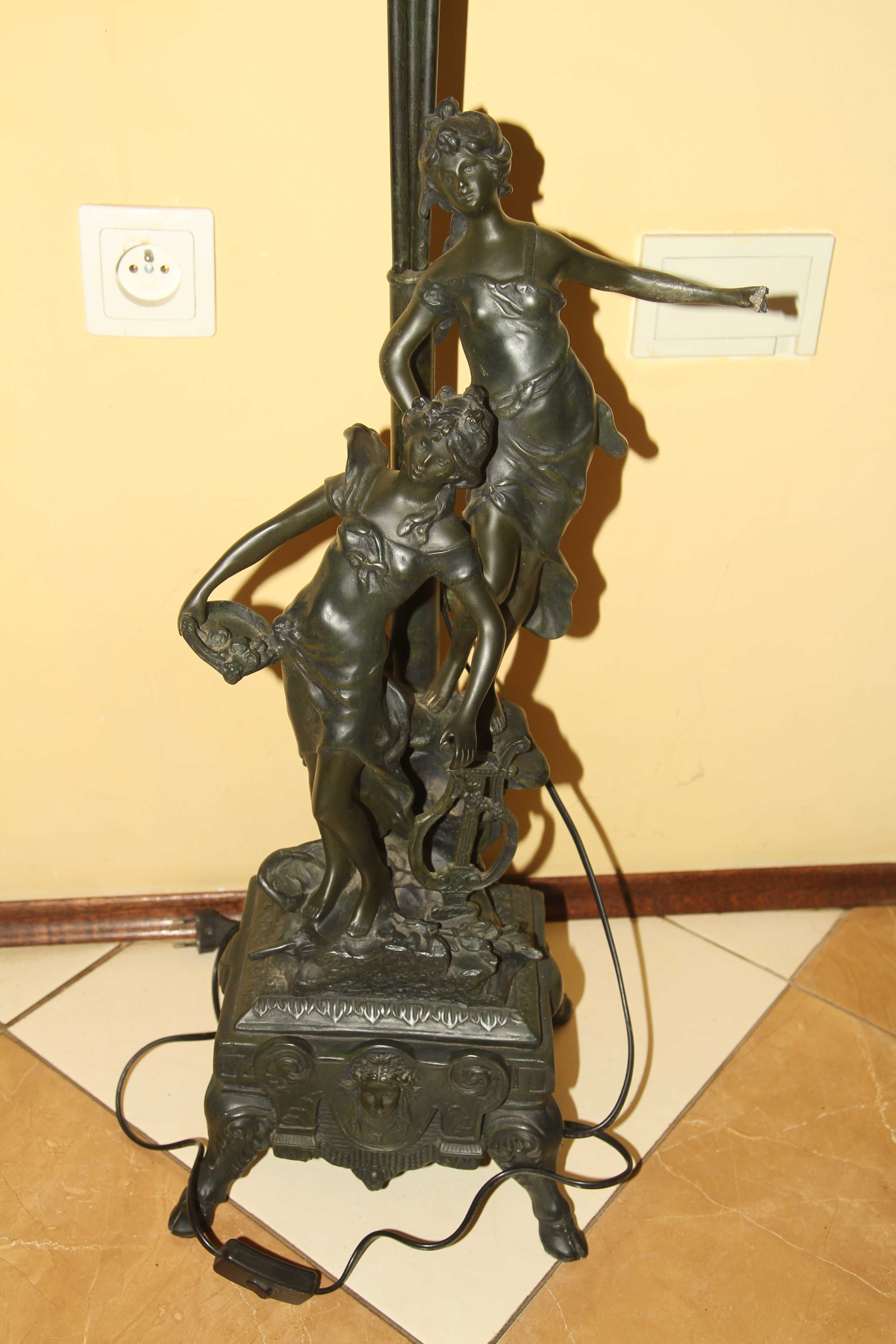 Unikalna Lampa figularna regulowana.