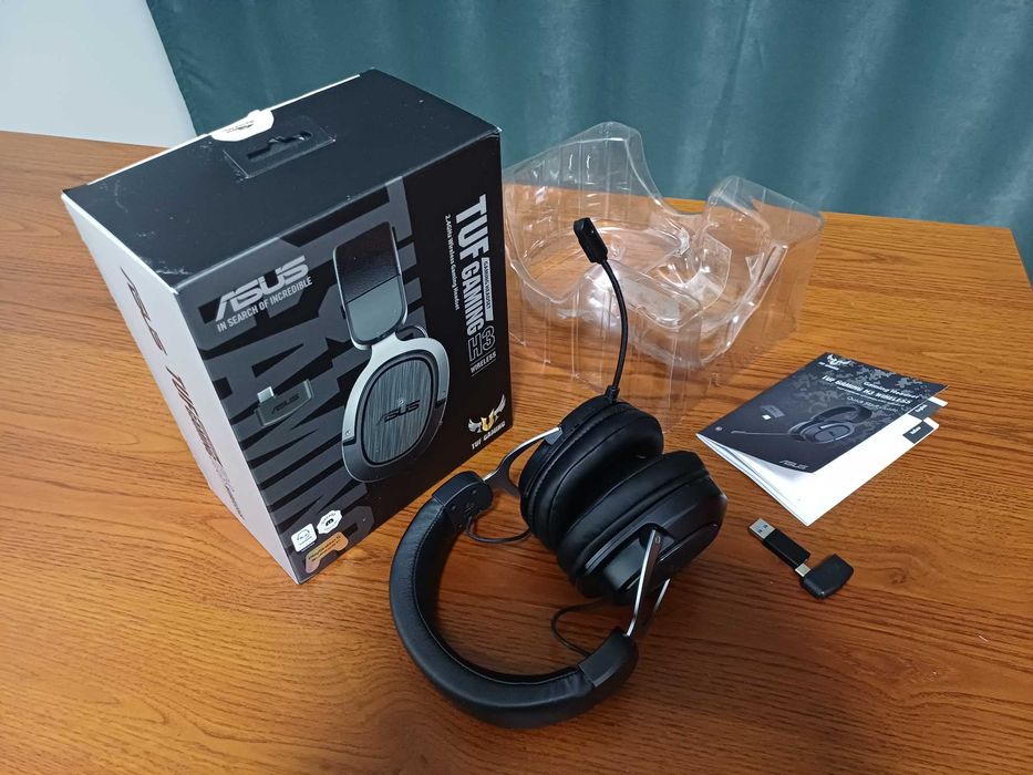 Безпровідні навушники ASUS TUF Gaming H3 Wireless (повний комплект)
