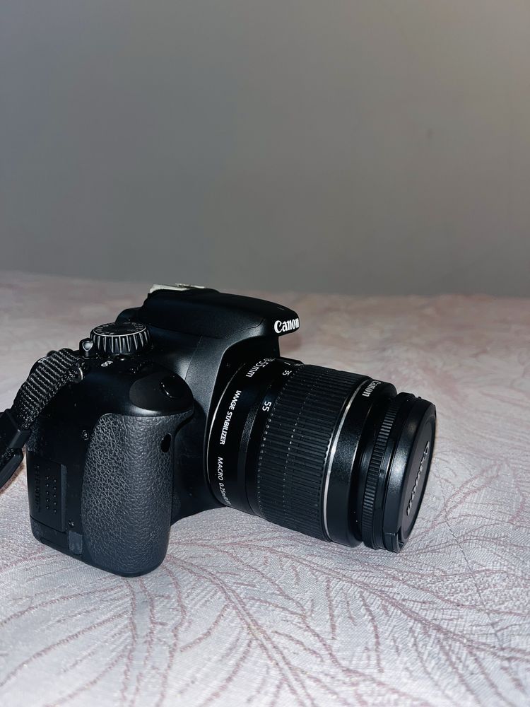 Canon 550D com 2 lentes