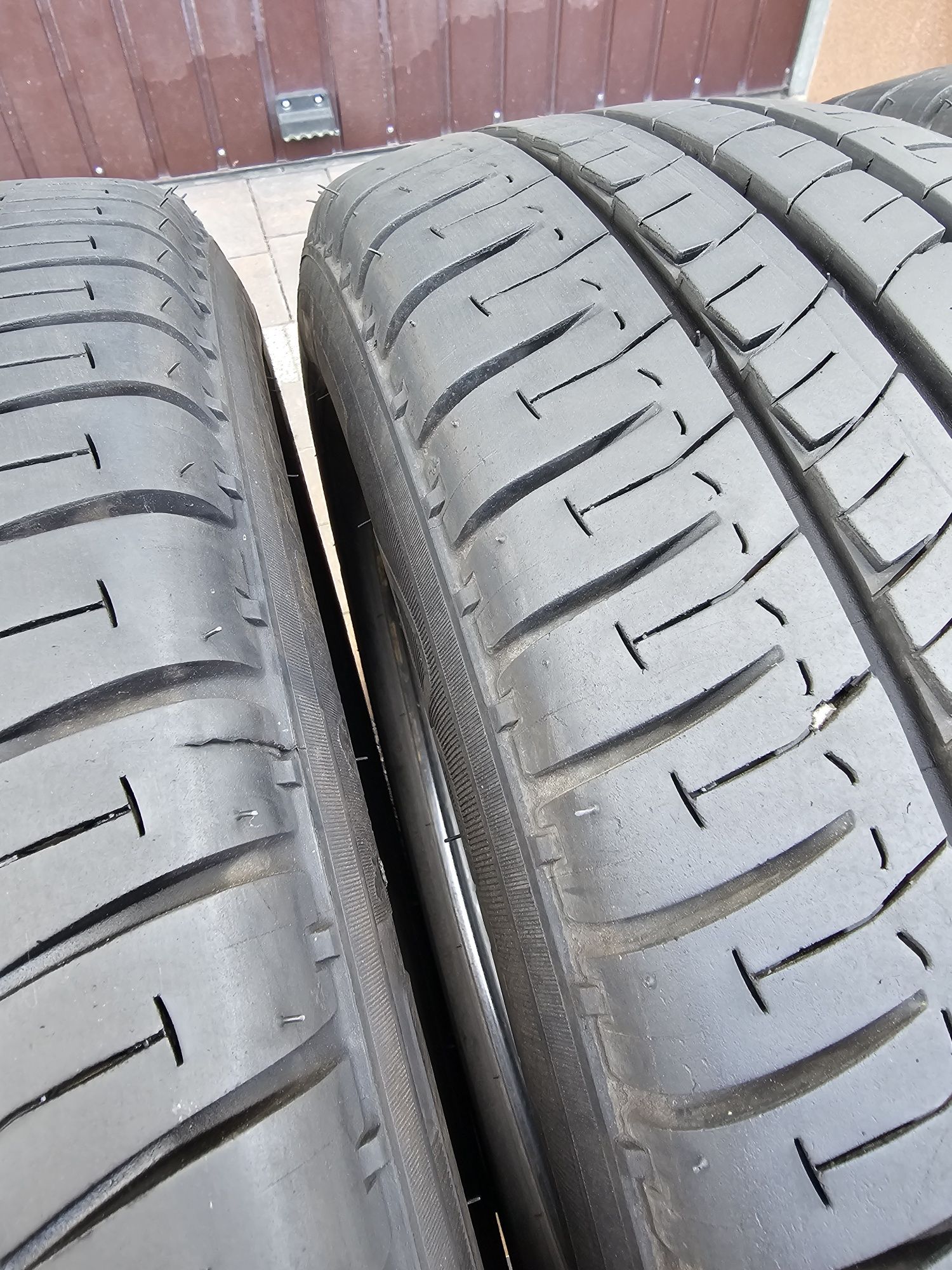 Idealne!!  9mm. 225/65 r16C Michelin Agilis