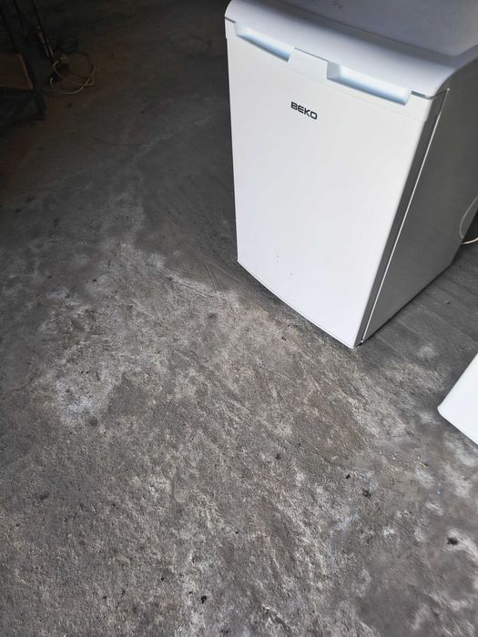 Sprzedam lodówkę BEKO