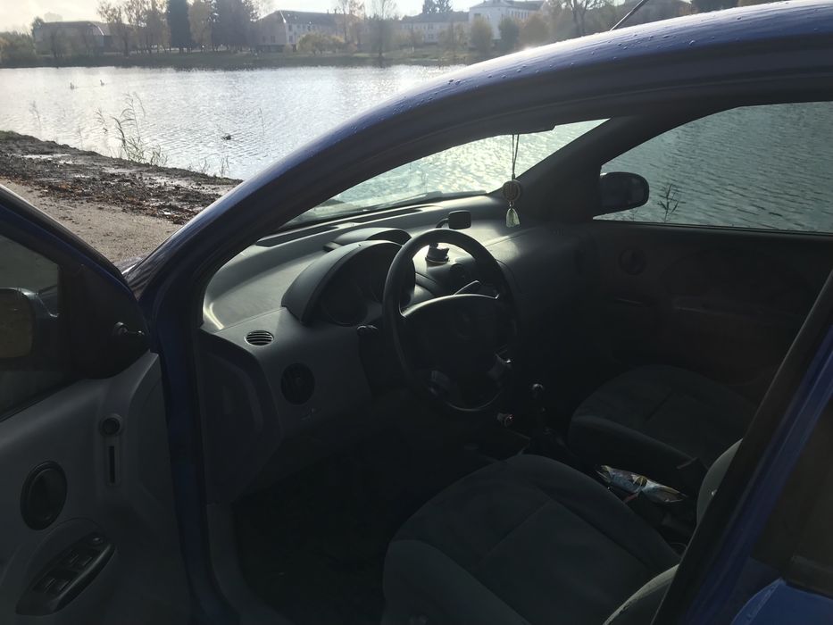 Chevrolet Aveo T200; 1,5