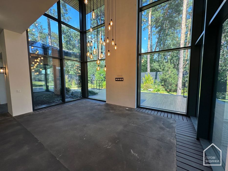 Преміальний будинок серед лісу | 490 кв.м. | 14 соток | Плюти