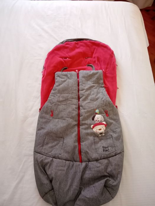 Capa para carrinho de bebé da Tuctuc em bom estado