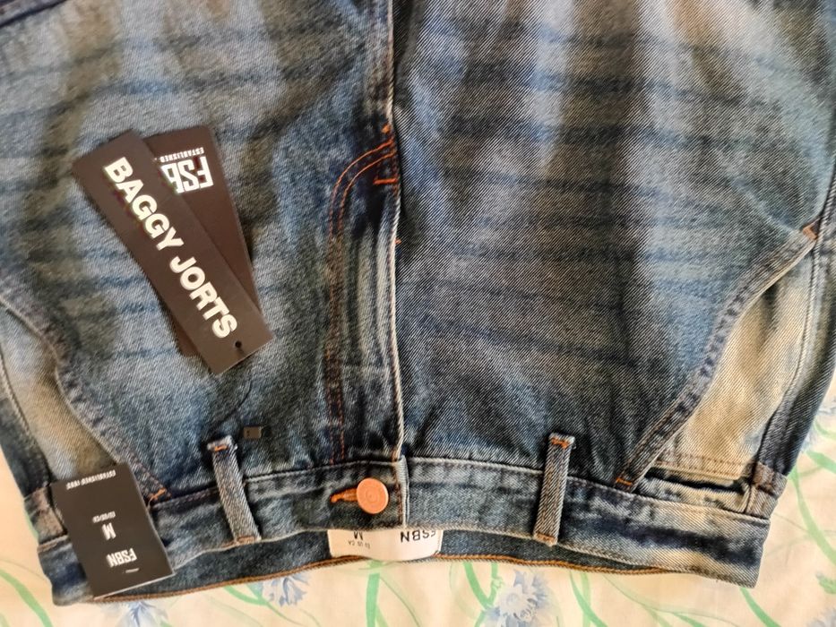 Шорти джінс нові бірка Fsbn розмір є L та M