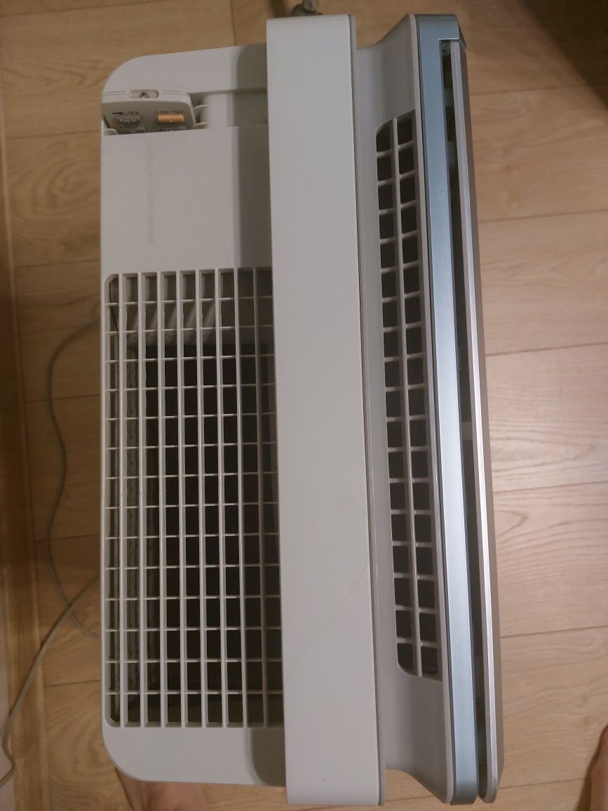 Фотокаталитический воздухоочтститель Daikin MC707VM-S