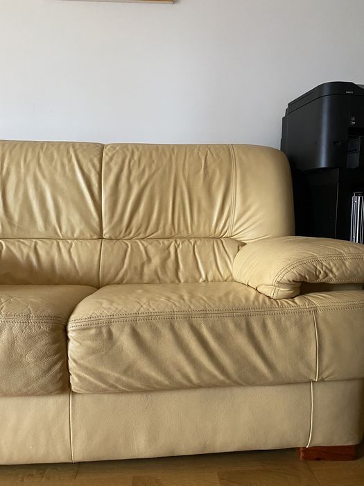 Sofá em pele verdadeira