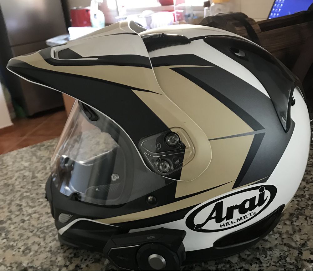 Vendo capacete Arai