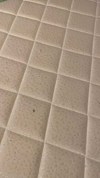 Colchão usado para dar