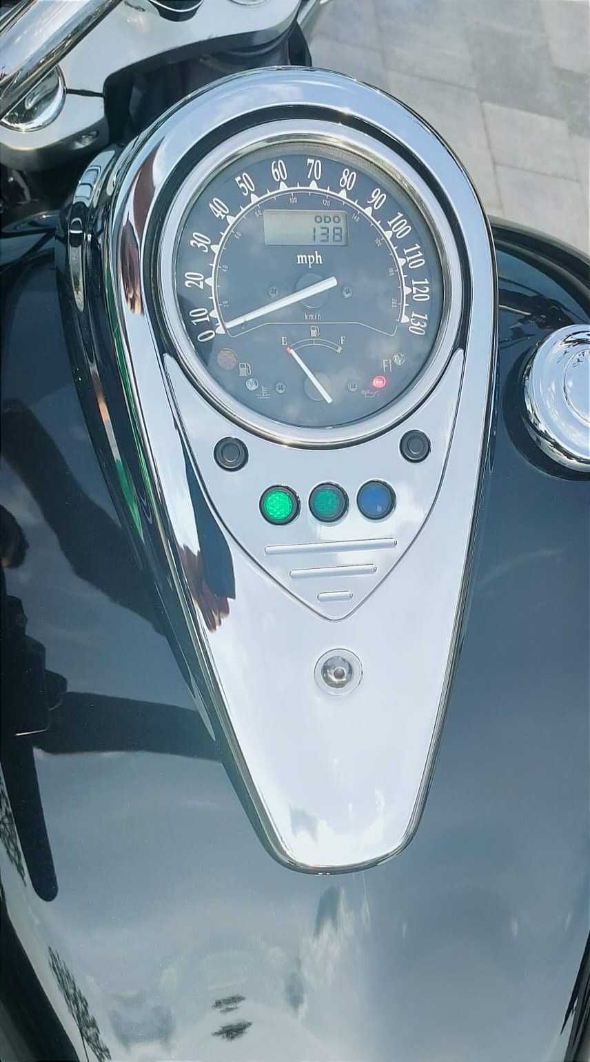 Kawasaki VN900 Classic 2023 jedyne 138mil światła LED