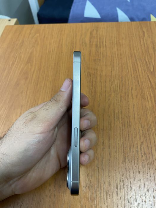 Iphone 15 pro 512 батарея 88%