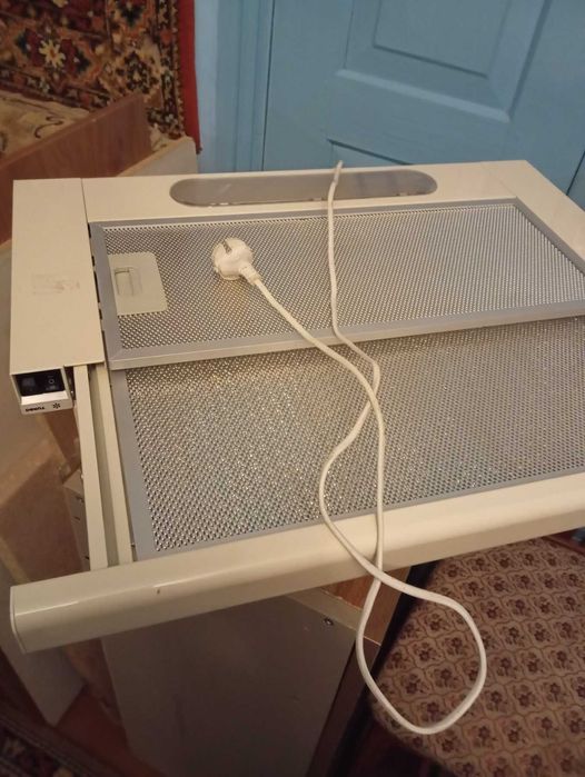 Витяжка кухонна телескопічна янтар