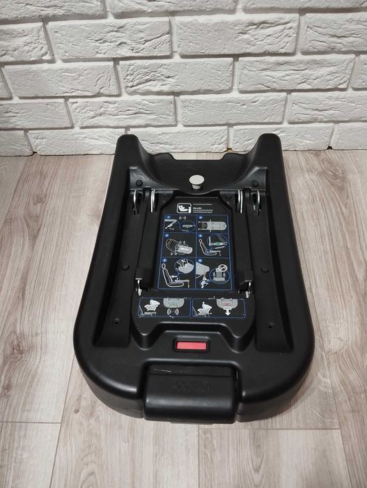 Fotelik AXKID Modukid z bazą ISOFIX (0-18 kg)