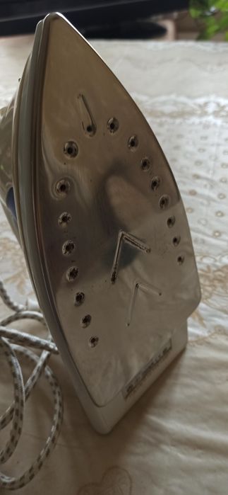 Продам утюг rainford 1600w