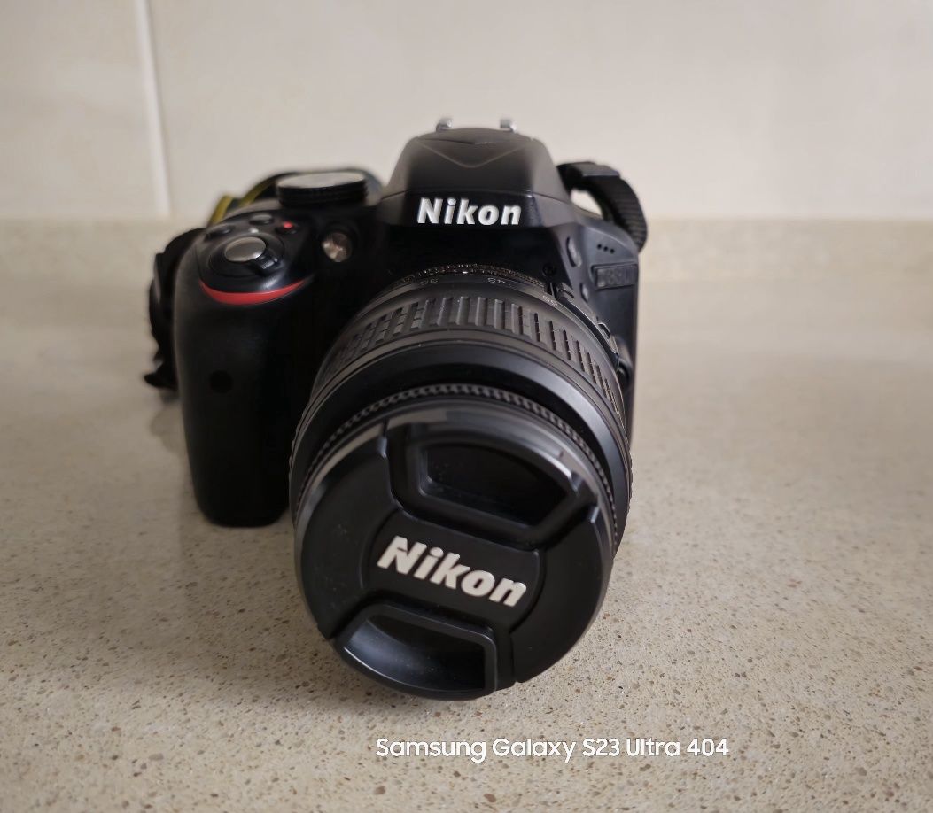 Máquina fotográfica Nikon D3300