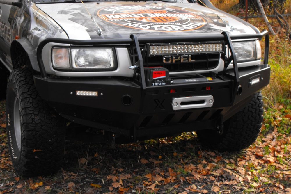 Zderzak stalowy Opel Frontera B - przód / przedni