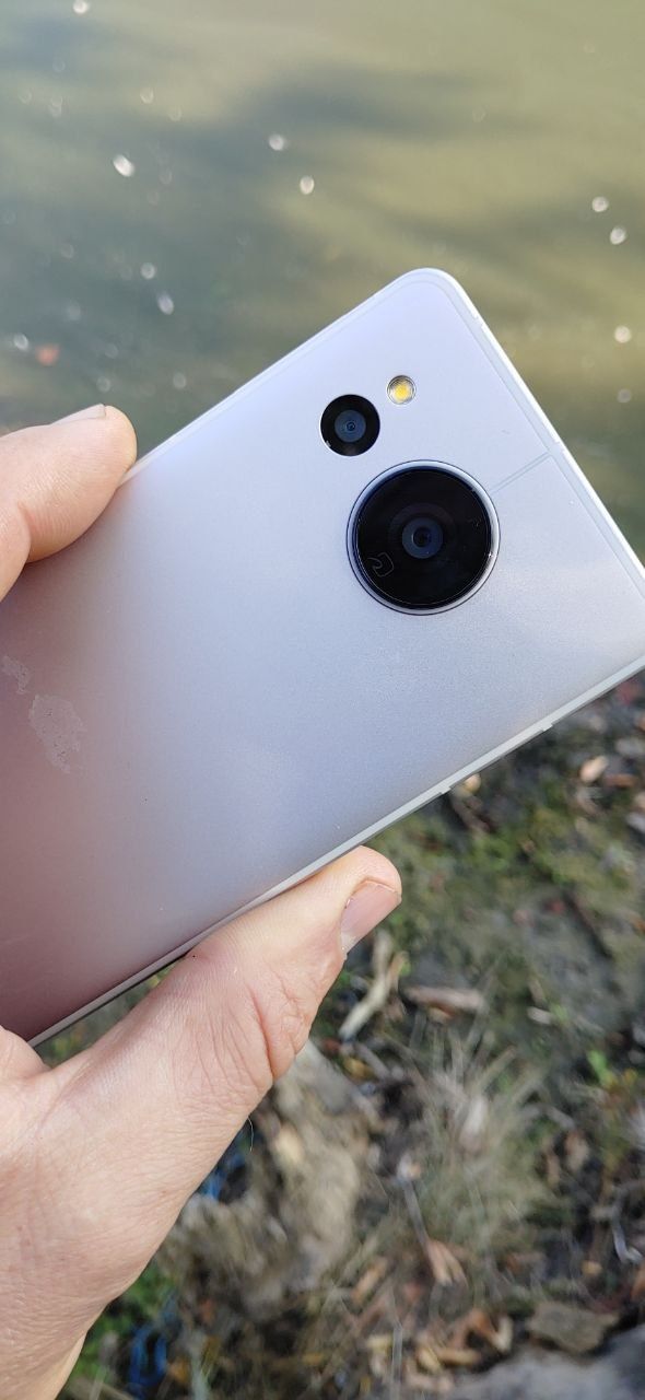 Смартфон Sharp aquos sense 7 6/128гб  14 андроид! Стан идеал