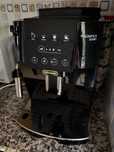 Máquina de Café Automática DeLonghi Magnifica Start
