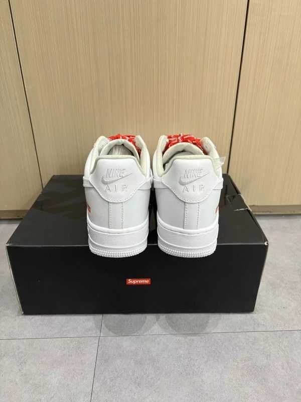 AF1\Powietrze*airDamskieNikeForce1SupremeWhite UnisexTrampki Rozm.44