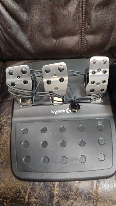 Кермо ігровий руль Logitech g29