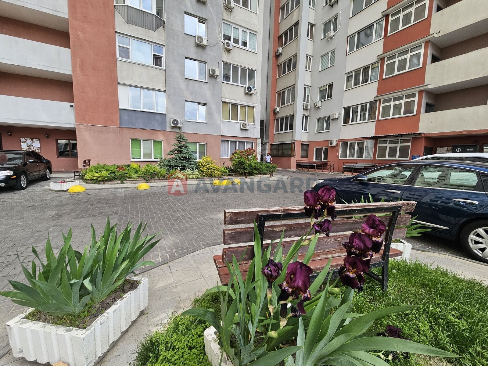 Продаж квартири р-н Казбет