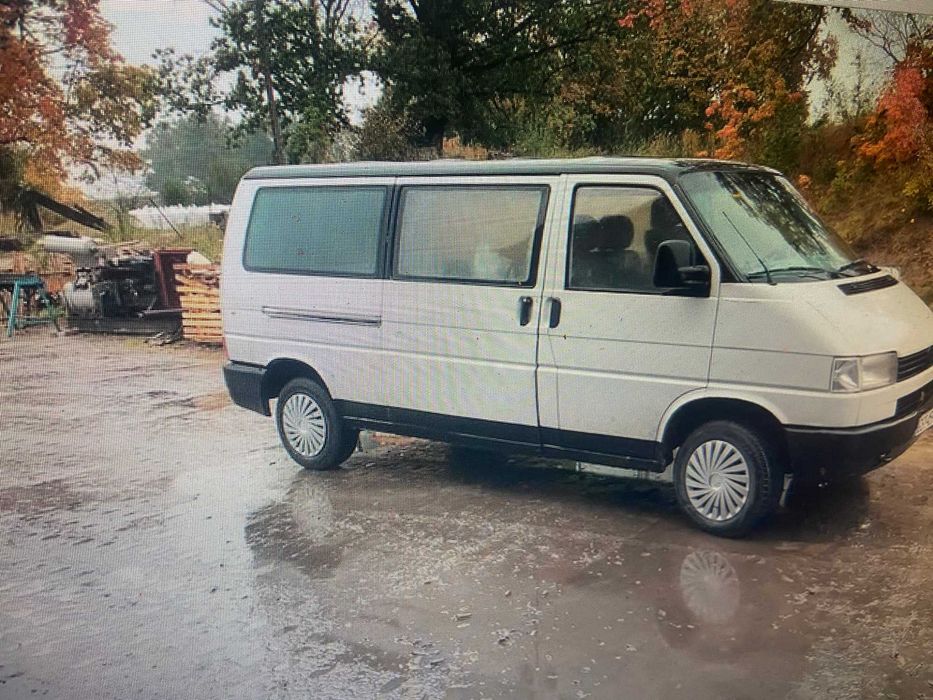 Wynajem bus 9 osobowy,oszczędny