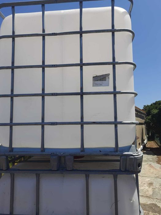 Depósito de 1000L Impecáveis