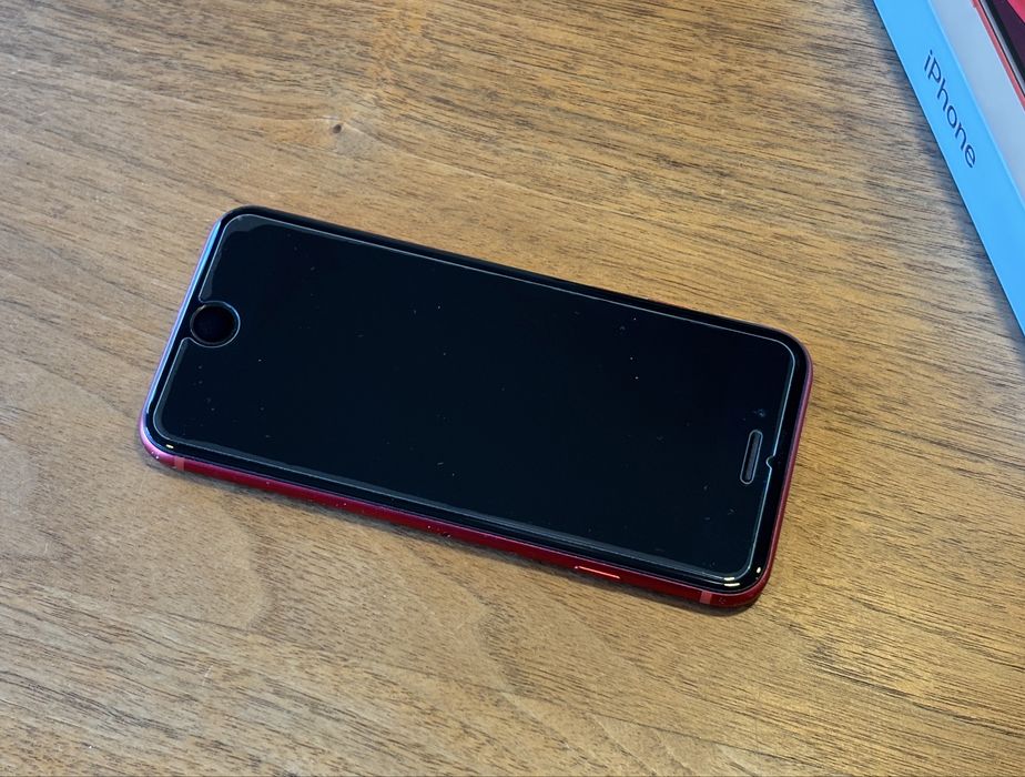 iPhone SE 2020 Red 128GB – bardzo dobry stan