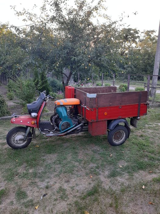 Мотороллер вантажний Муравей 2М01