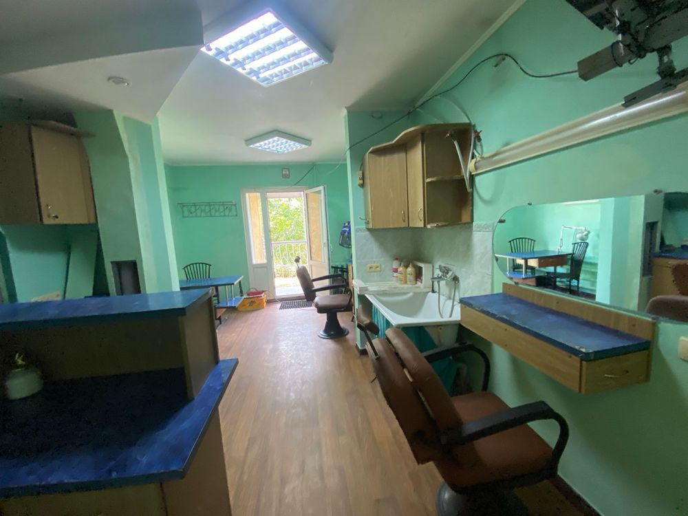 Продаж не житлового приміщення на Гірницькому
