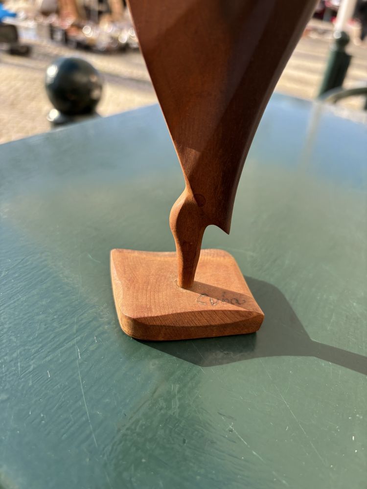 Escultura madeira Bailarina