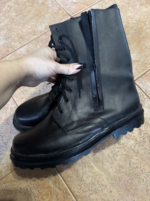Чоловічі шкіряні берци, черевики 42