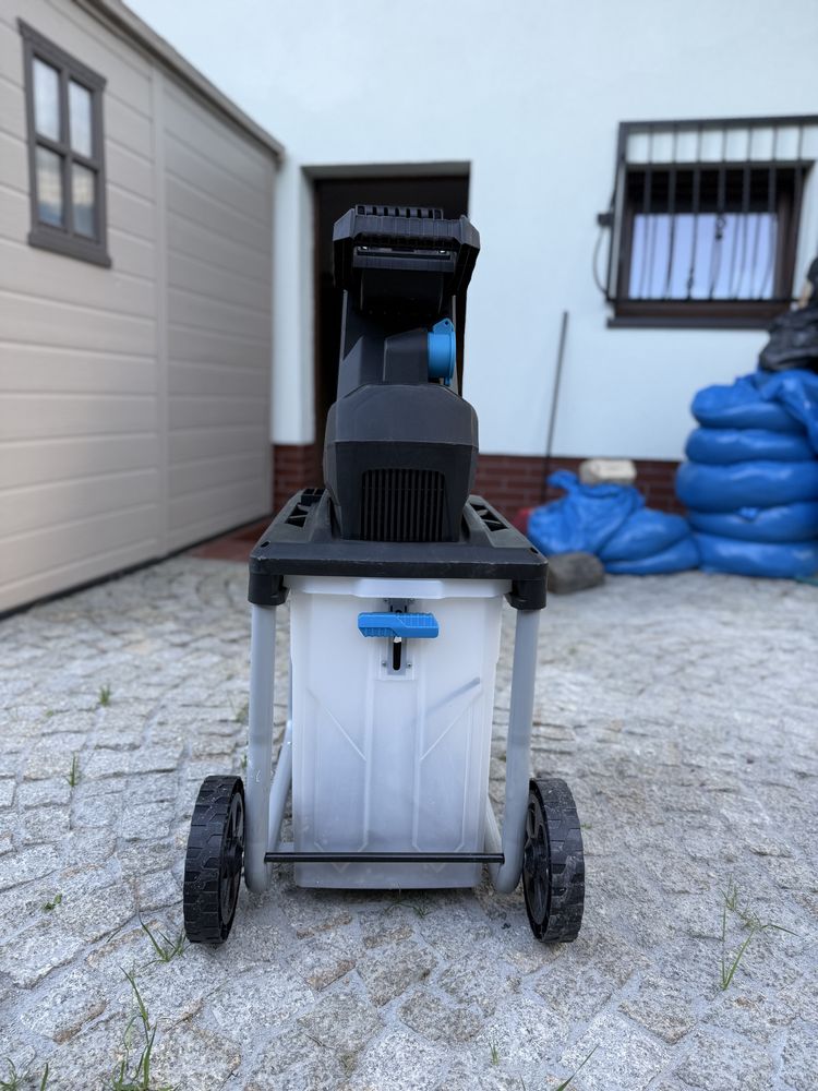 Rozdrabniacz do gałęzi MacAllister 2800 W