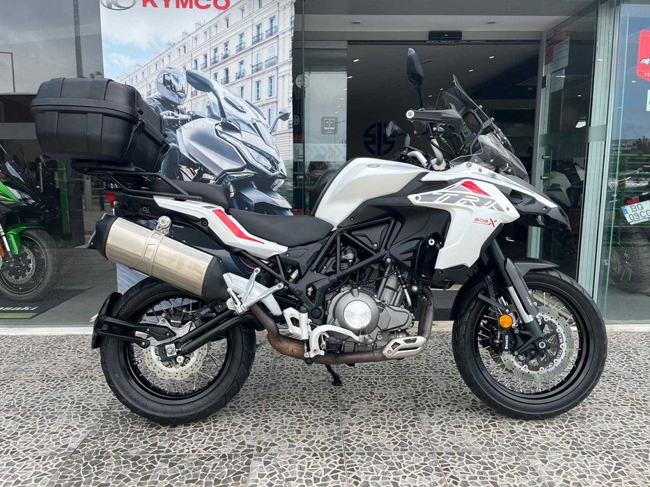 Benelli TRK 502X