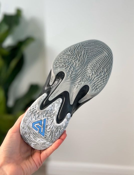 Кросівки Nike zoom freak 4