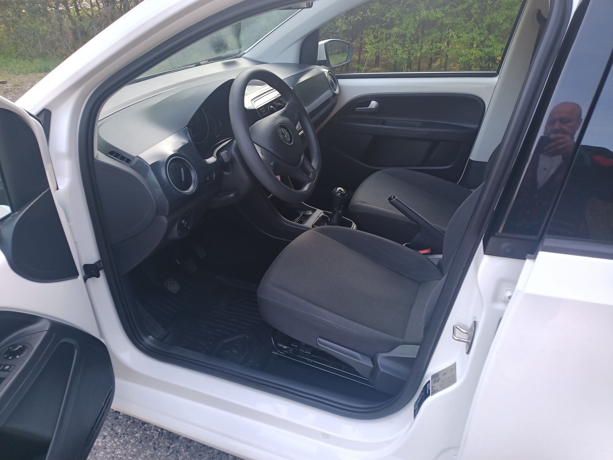 Volkswagen Up 1.0.  2019r. Polski salon