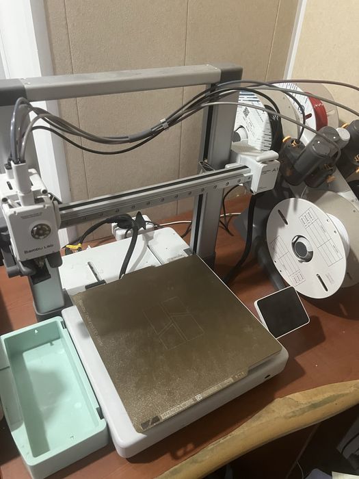 Продам BambuLab A1 Combo