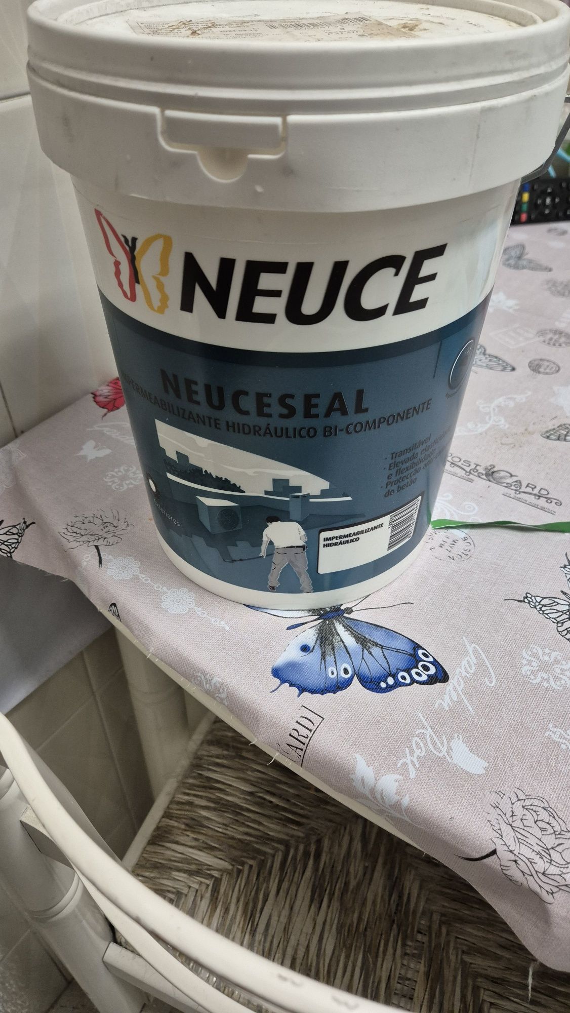 NEUCESEAL IMPERMEABILIZANTE hidráulico