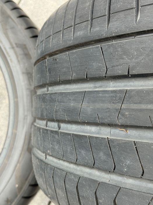 2 x PIRELLI P ZERO * RSC 305/40 R20 112 Y, homolog BMW X5 G05 DOT 2823