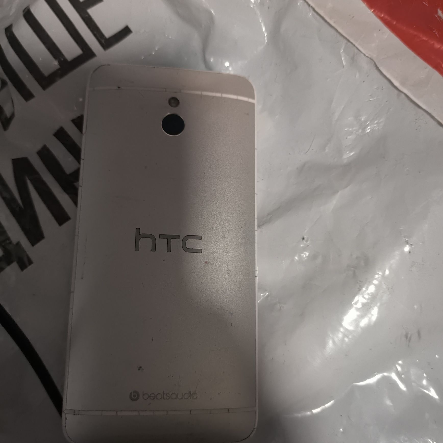 HTC One mini  PO58200 не робочий