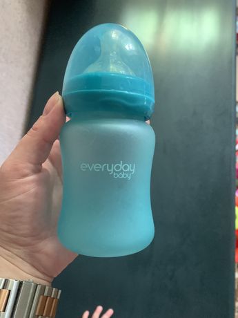 Стеклянная бутылочка для кормления Everyday Baby термоустойчивая