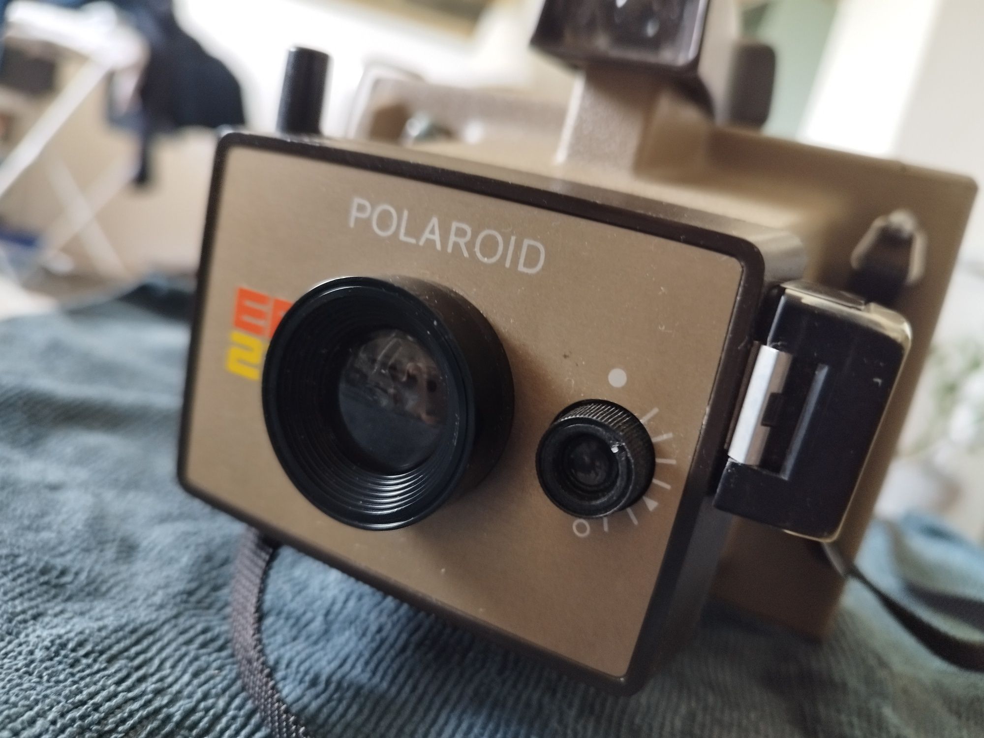 Polaroid Land Camera EE22 – stan idealny | migawka działa | aparat kol