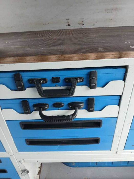 Regał do busa, mobilny warsztat